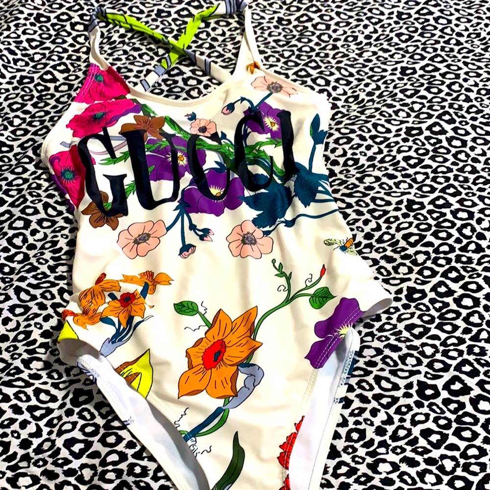 Gucci bathing suit size Small, worn once